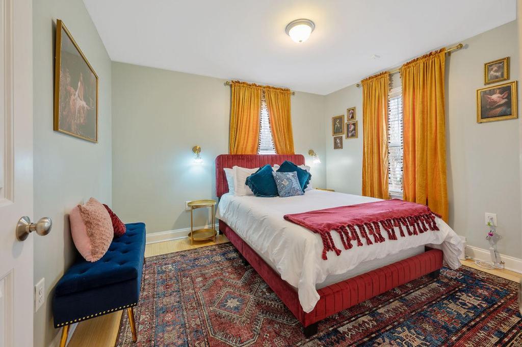 New Victorian Theme, 3Br, Lrg Backyard Close To Pnc Arena, Downtown, And Rdu Airport ローリー エクステリア 写真